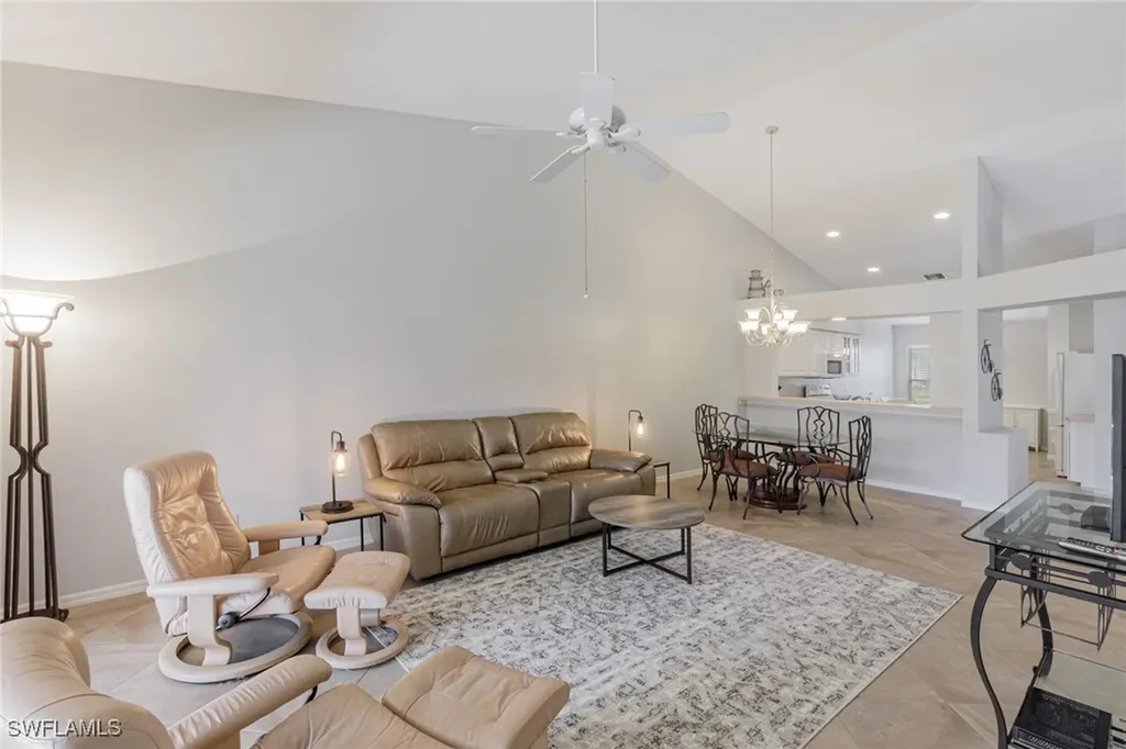 5502 Greenwood Circle Naples FL 34112