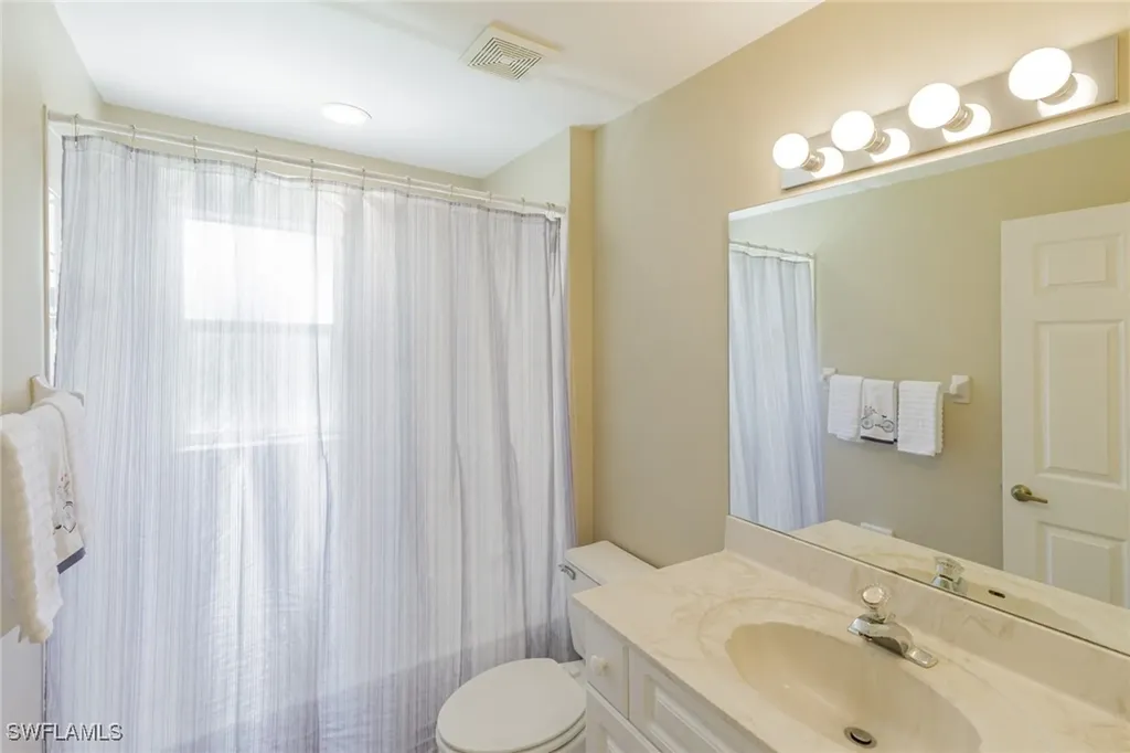 5502 Greenwood Circle Naples FL 34112