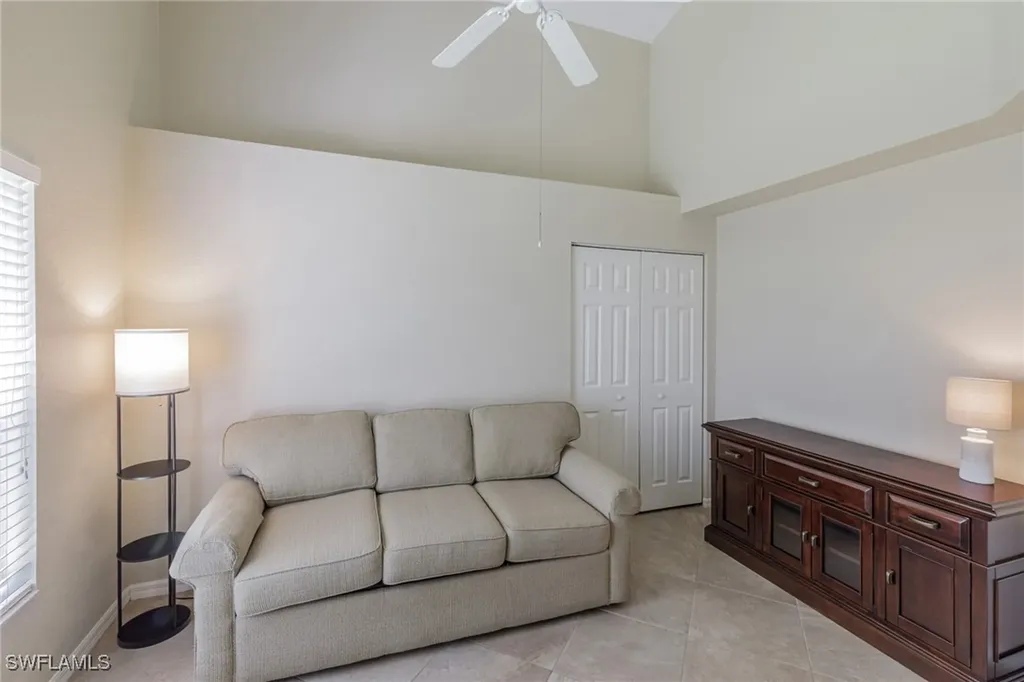 5502 Greenwood Circle Naples FL 34112