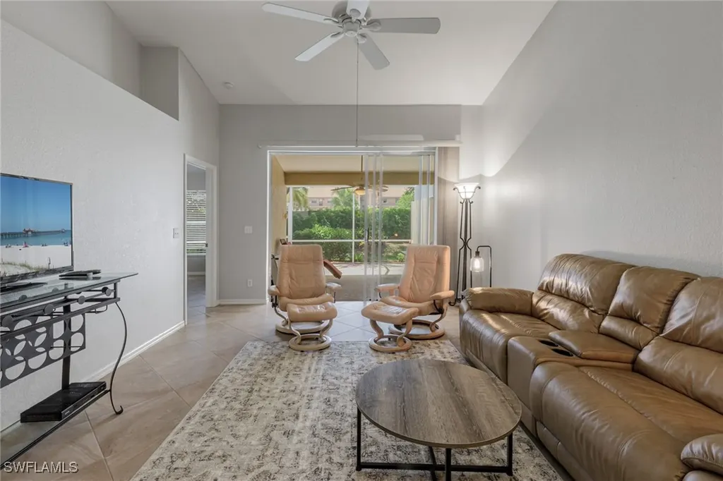 5502 Greenwood Circle Naples FL 34112