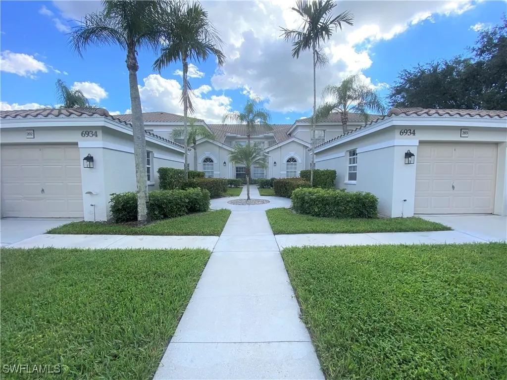 6934 Rain Lily Court Naples FL 34109