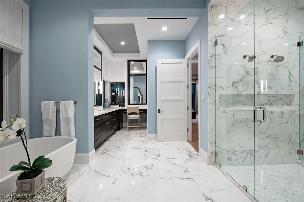 3163 Gin Lane Naples FL 34102