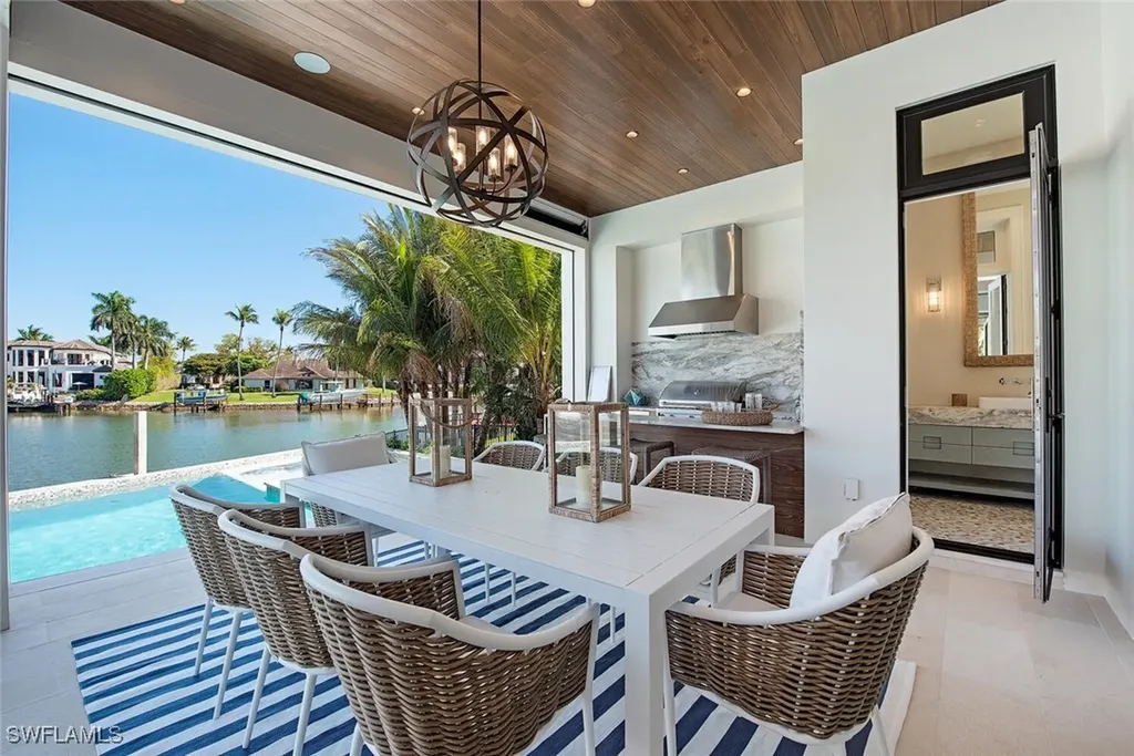 3163 Gin Lane Naples FL 34102