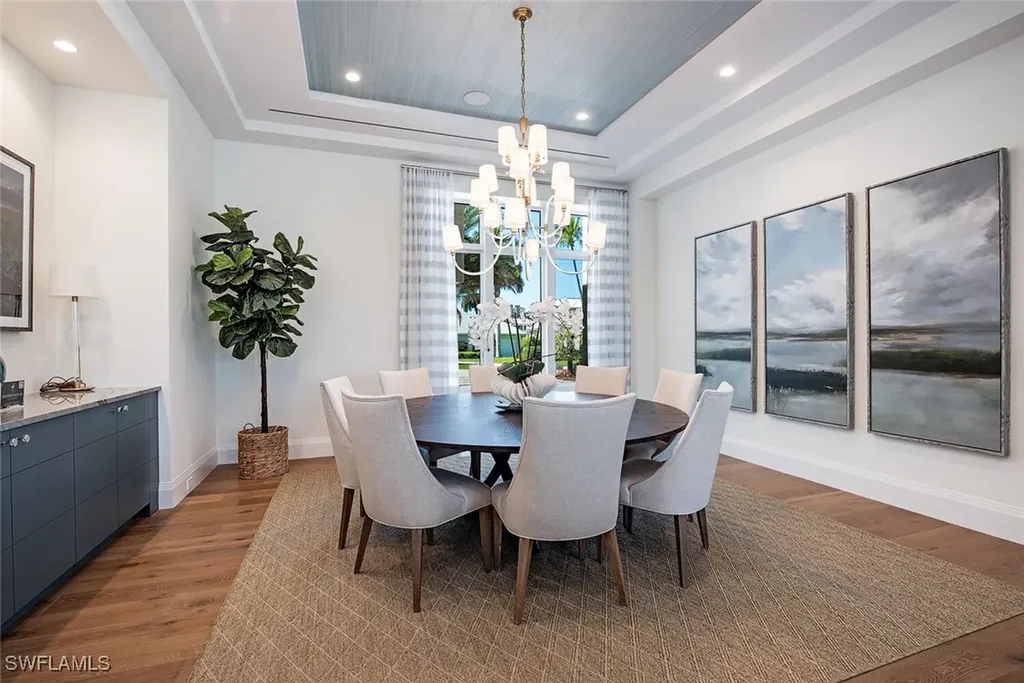3163 Gin Lane Naples FL 34102