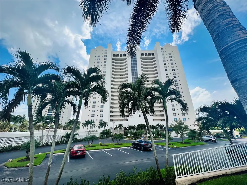 5550 Heron Point Drive Naples FL 34108