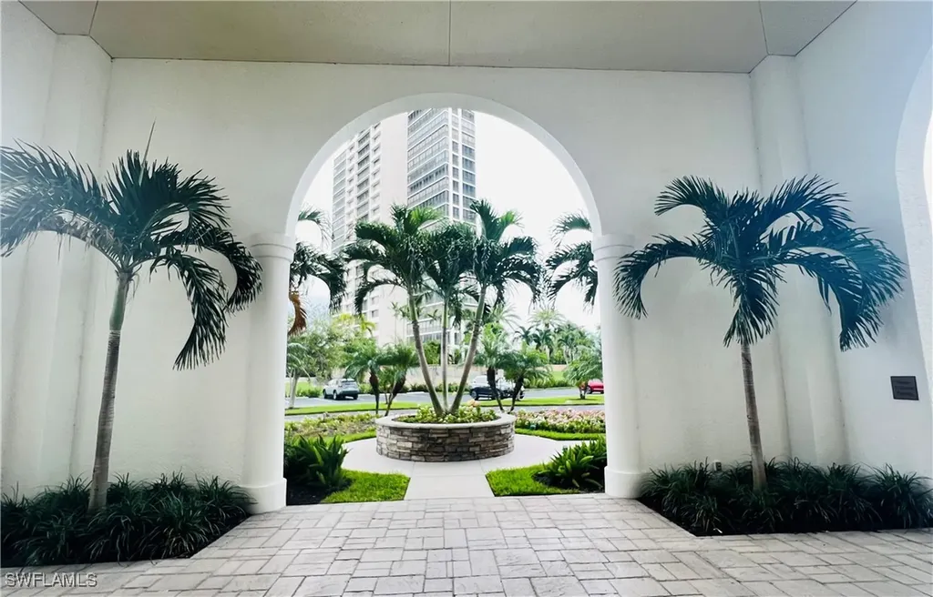 5550 Heron Point Drive Naples FL 34108