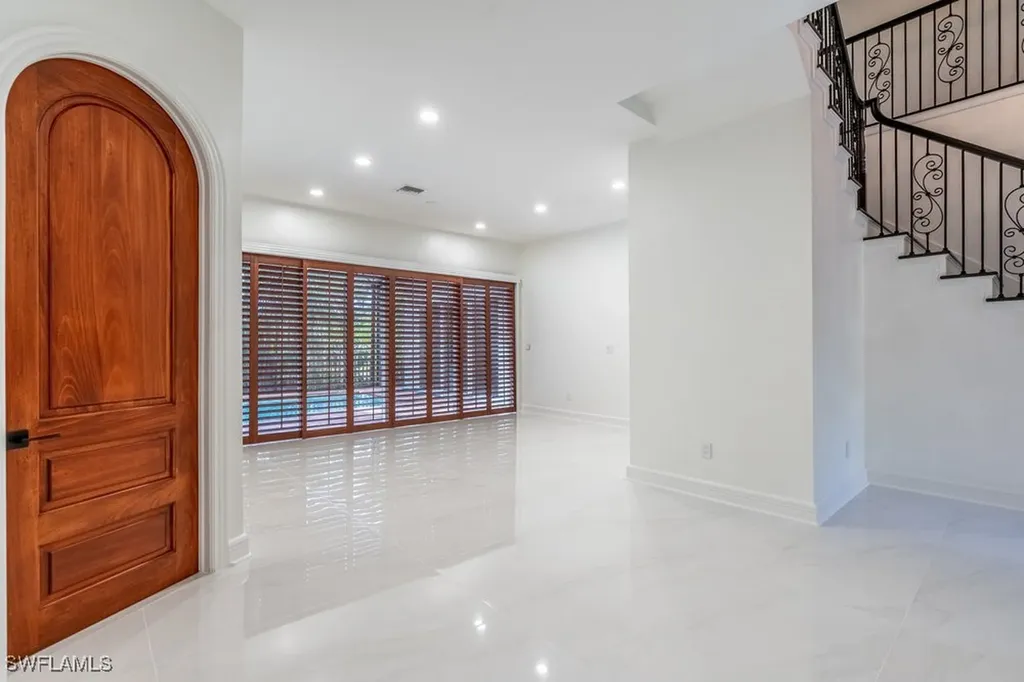 1160 8th Street S Naples FL 34102