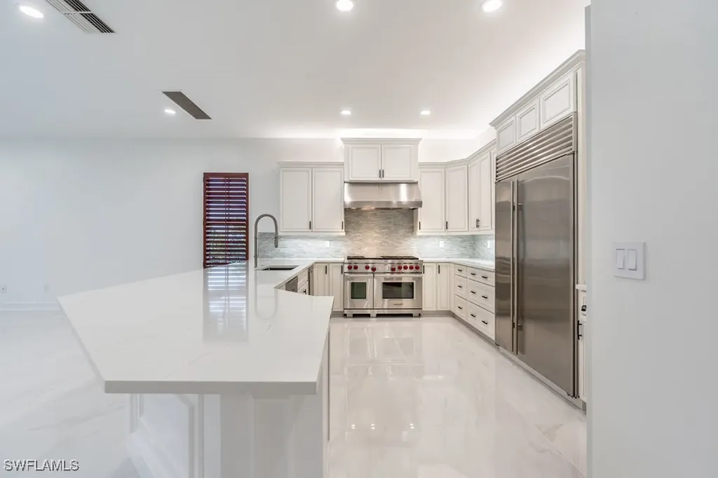 1160 8th Street S Naples FL 34102