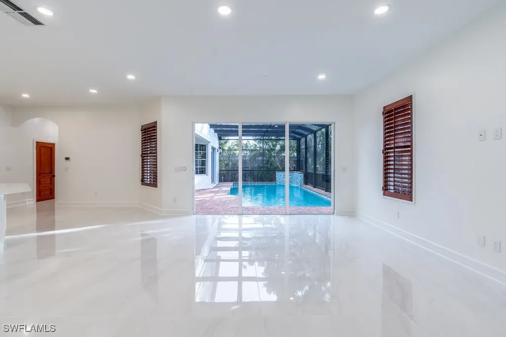1160 8th Street S Naples FL 34102