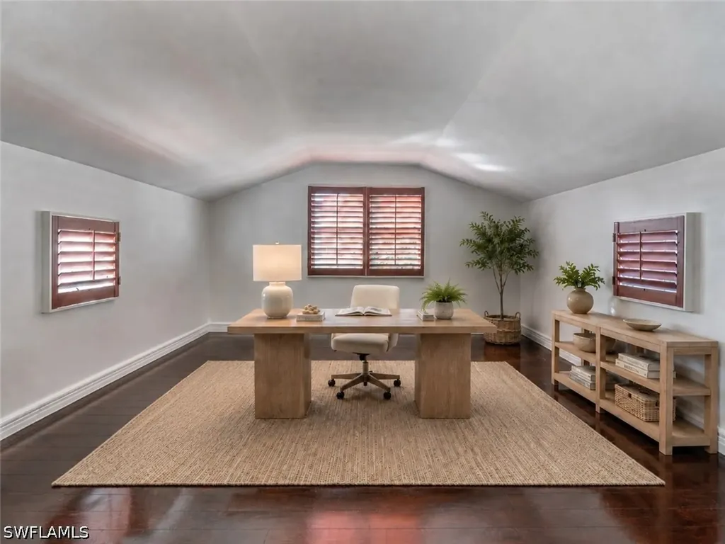 1160 8th Street S Naples FL 34102