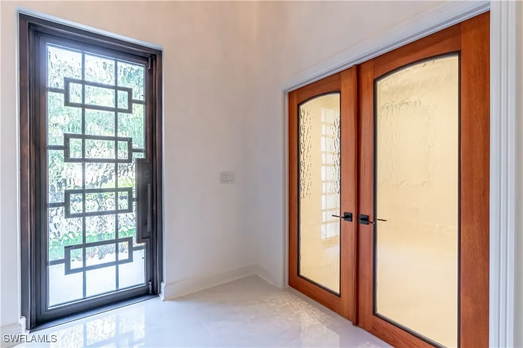 1160 8th Street S Naples FL 34102