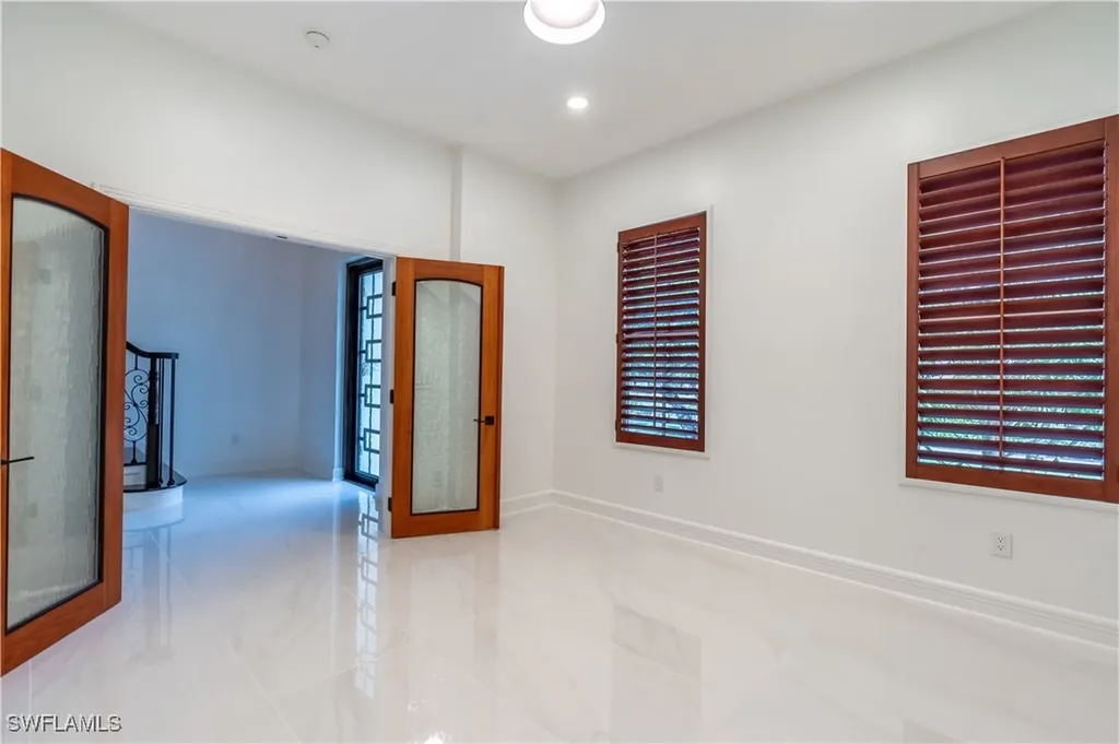 1160 8th Street S Naples FL 34102