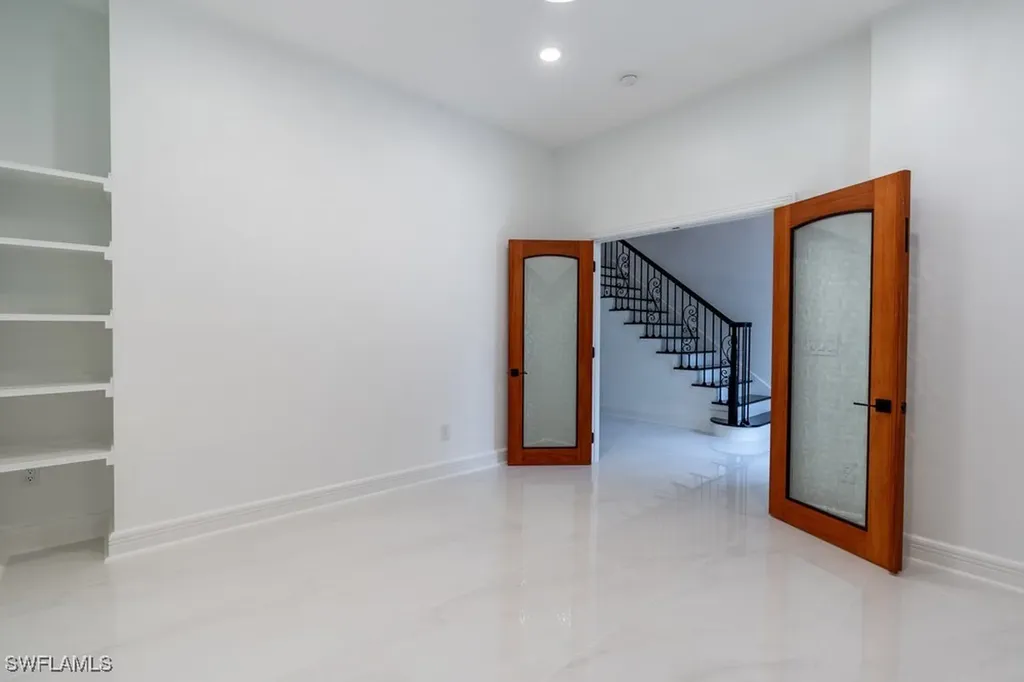 1160 8th Street S Naples FL 34102