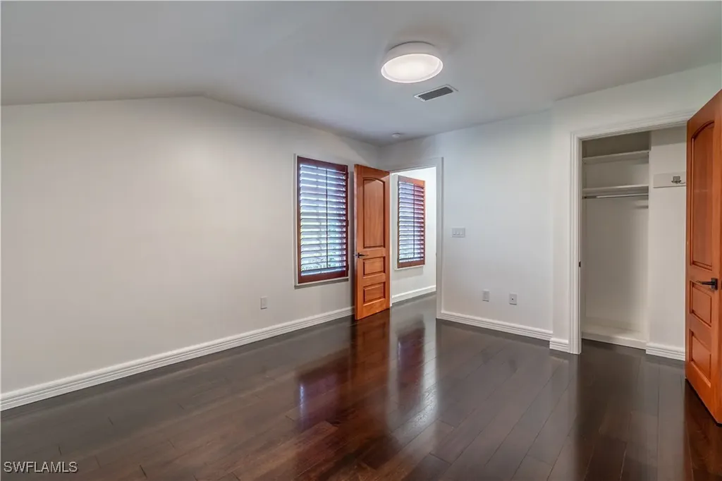 1160 8th Street S Naples FL 34102