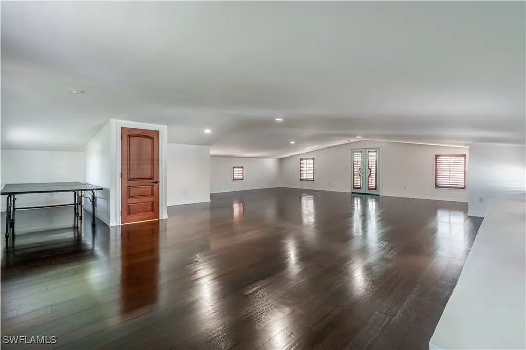 1160 8th Street S Naples FL 34102