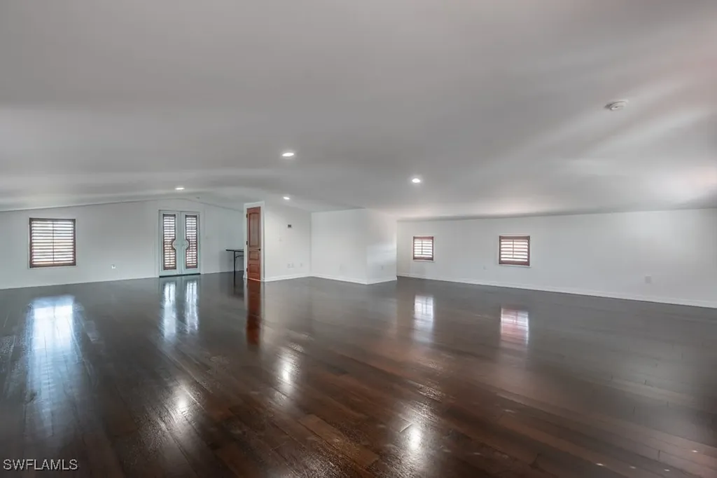 1160 8th Street S Naples FL 34102