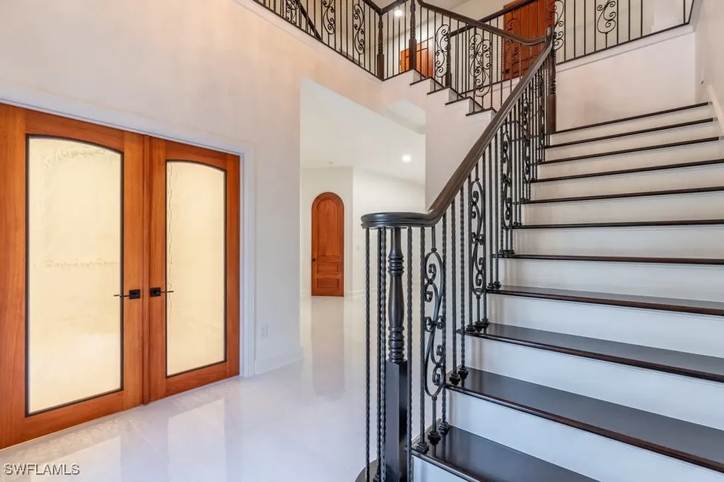 1160 8th Street S Naples FL 34102