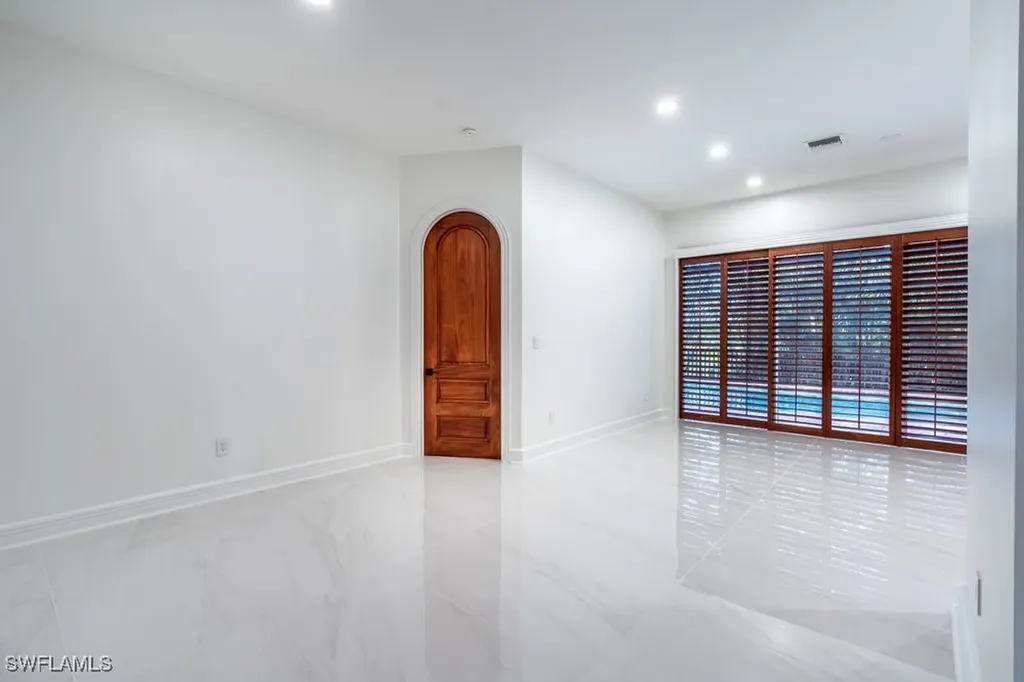 1160 8th Street S Naples FL 34102