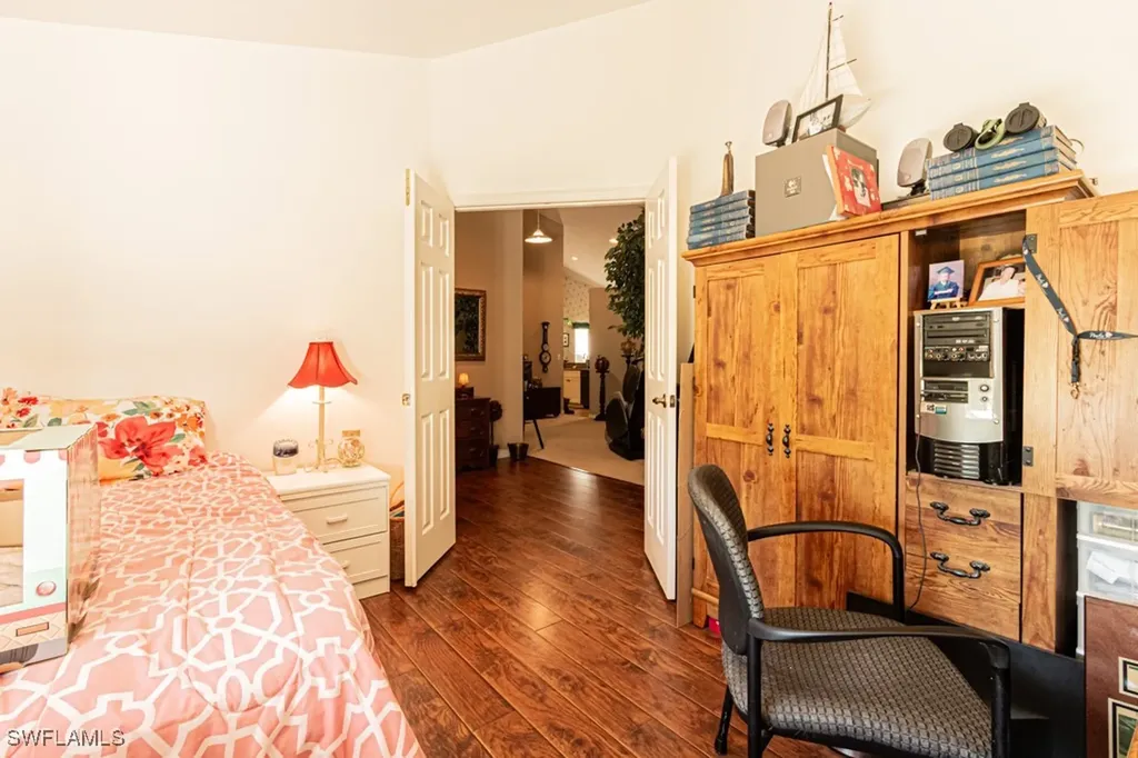 852 Belville Boulevard Naples FL 34104