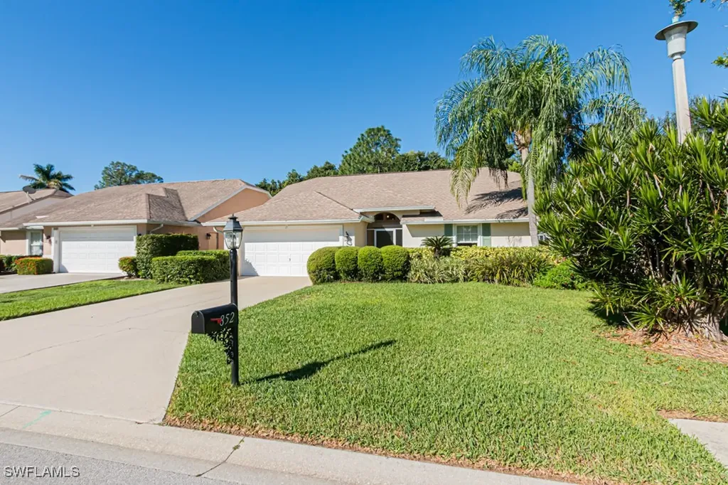 852 Belville Boulevard Naples FL 34104