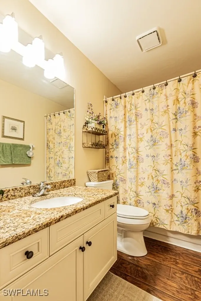 852 Belville Boulevard Naples FL 34104