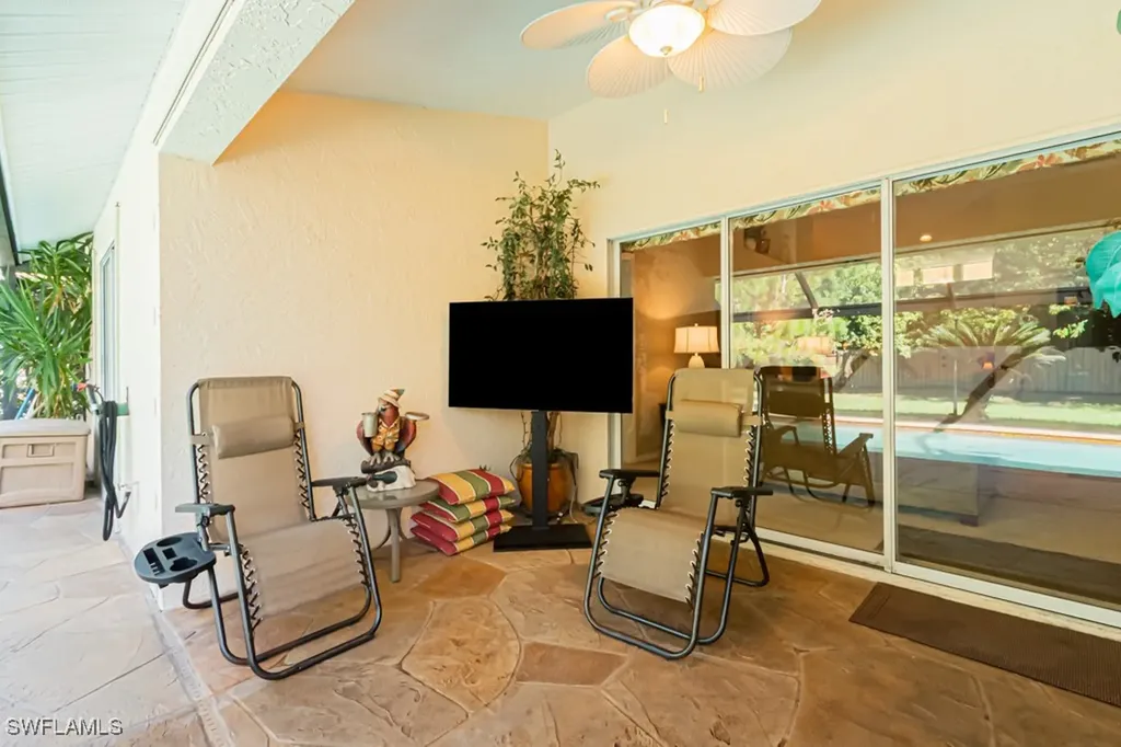 852 Belville Boulevard Naples FL 34104