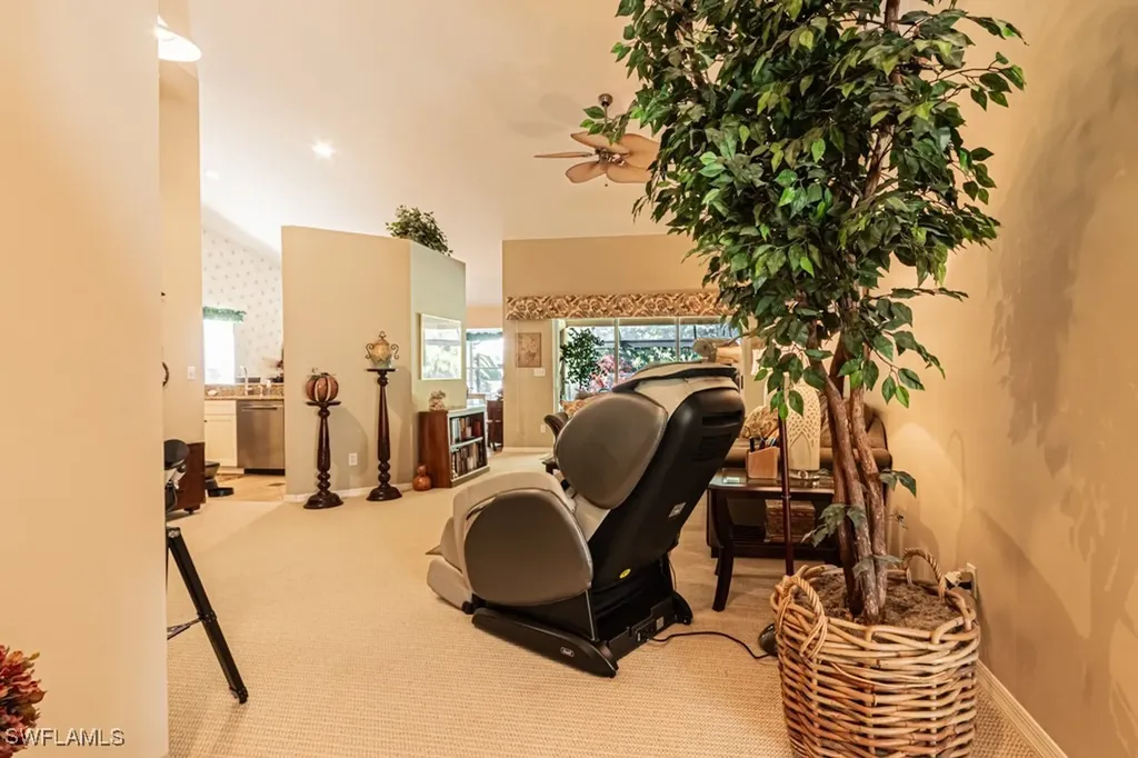 852 Belville Boulevard Naples FL 34104