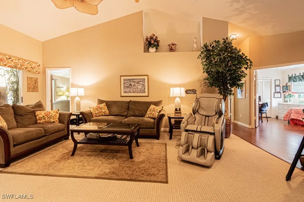 852 Belville Boulevard Naples FL 34104