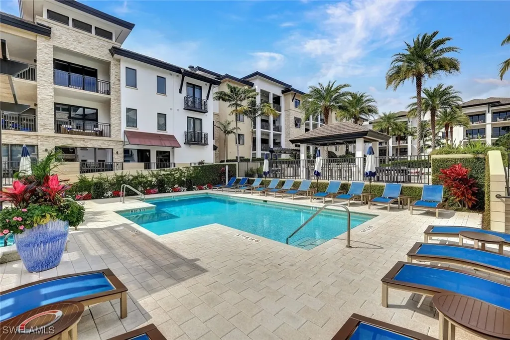 1035 3rd Avenue S Naples FL 34102