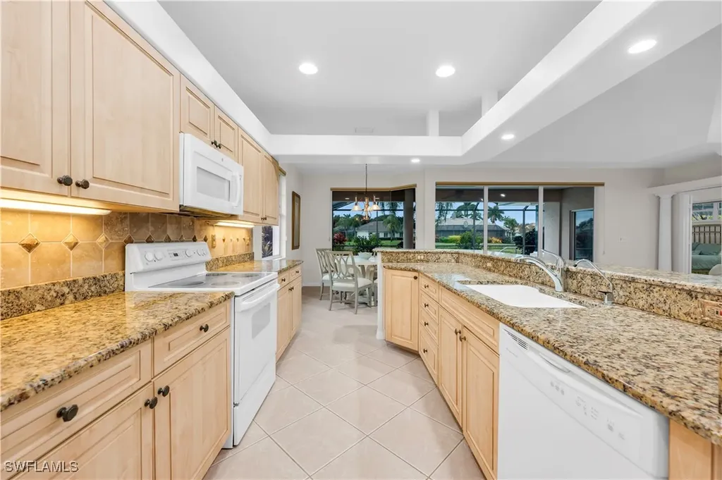 11009 Longshore Way E Naples FL 34119