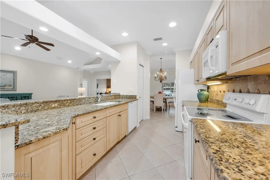 11009 Longshore Way E Naples FL 34119