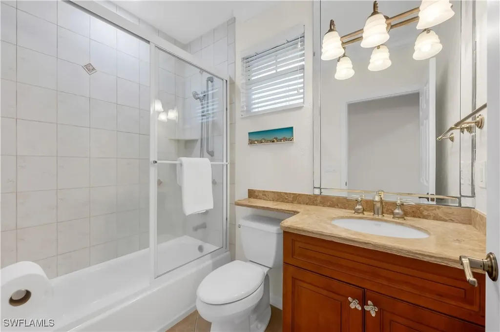 11009 Longshore Way E Naples FL 34119