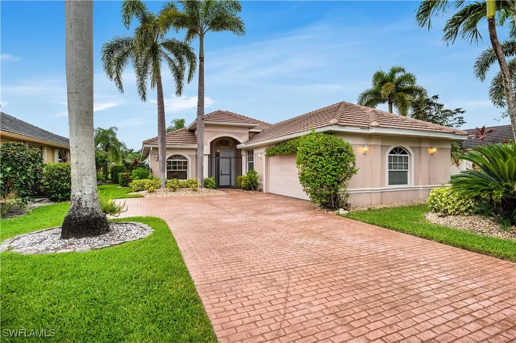11009 Longshore Way E Naples FL 34119