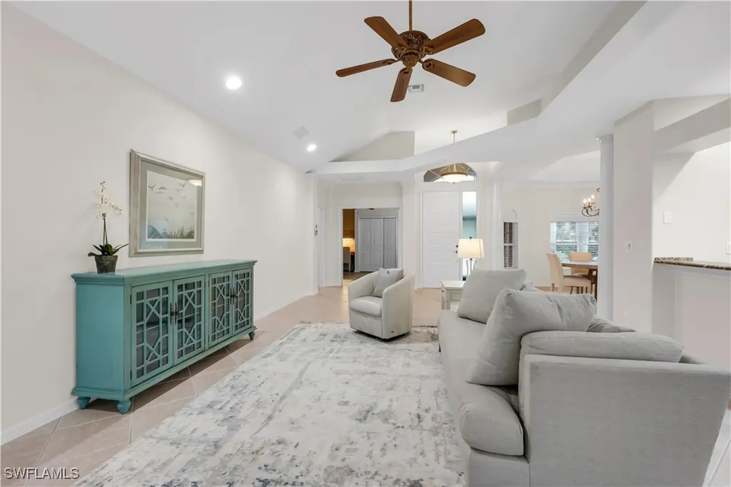 11009 Longshore Way E Naples FL 34119