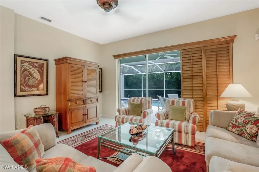 1818 Leamington Lane Naples FL 34109