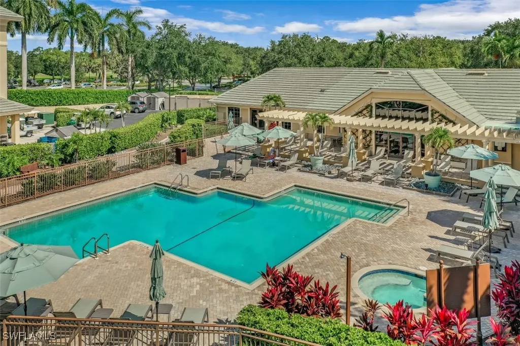 1818 Leamington Lane Naples FL 34109