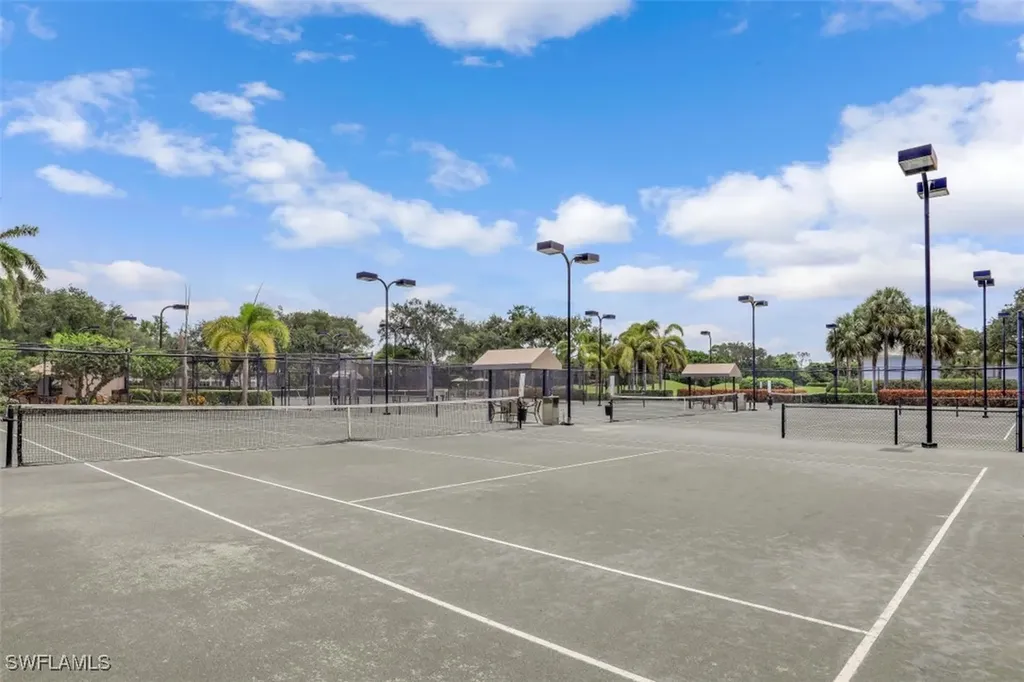 1818 Leamington Lane Naples FL 34109