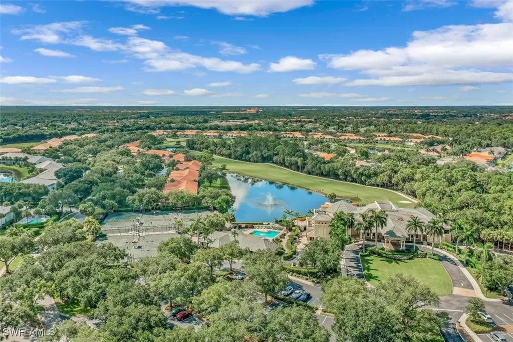1818 Leamington Lane Naples FL 34109