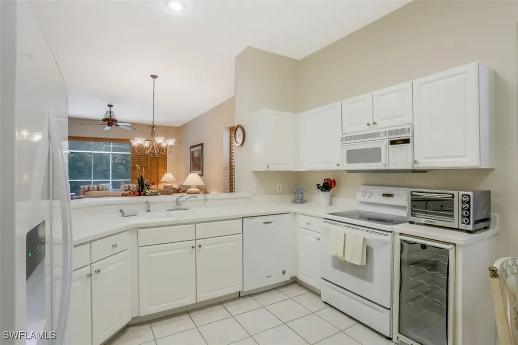 1818 Leamington Lane Naples FL 34109
