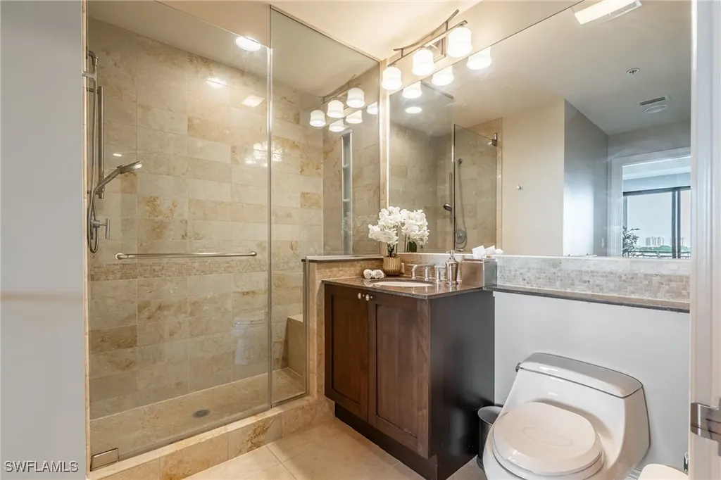 9115 Strada Place Naples FL 34108