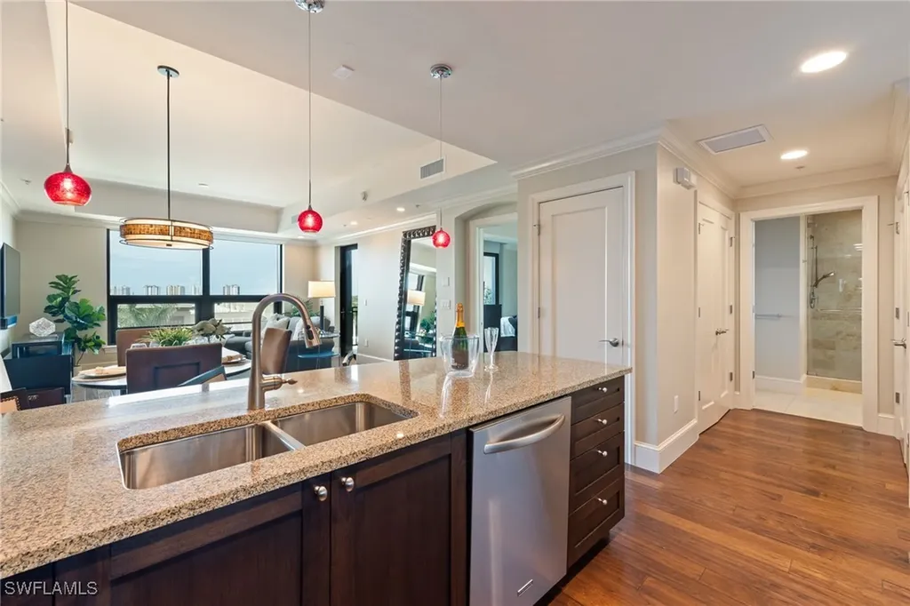 9115 Strada Place Naples FL 34108