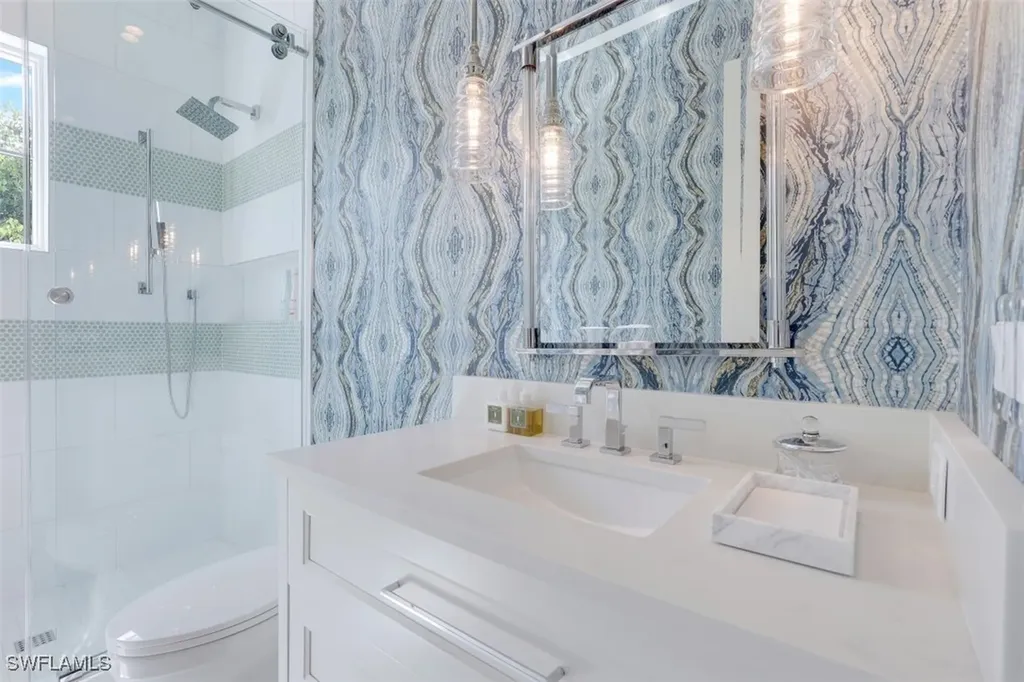 154 4th Avenue N Naples FL 34102