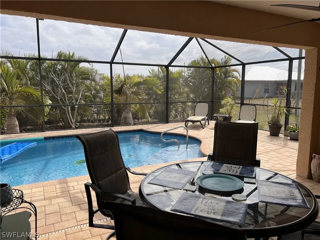 425 NW 20th Place Cape Coral FL 33993