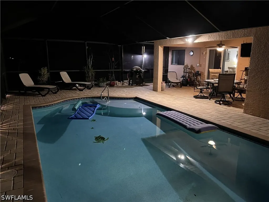 425 NW 20th Place Cape Coral FL 33993