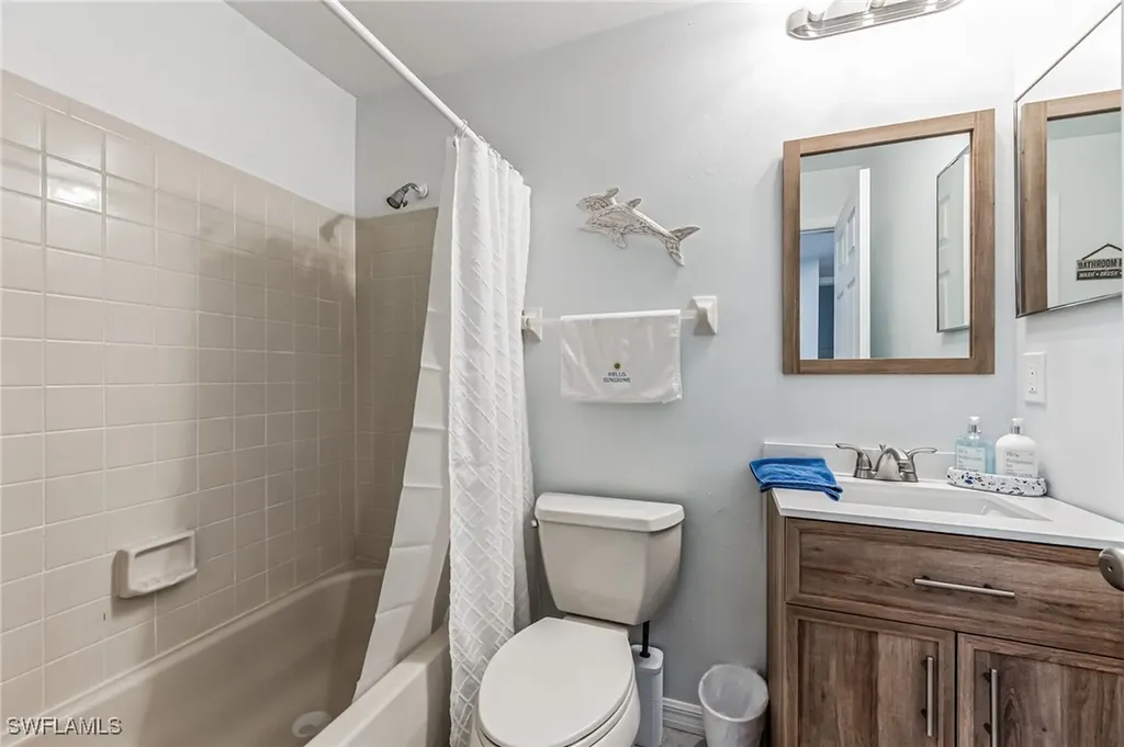 8081 S Woods Circle Fort Myers FL 33919