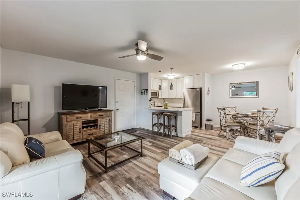 8081 S Woods Circle Fort Myers FL 33919