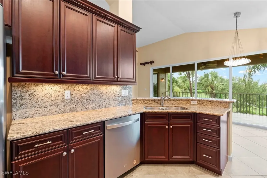 6689 Alden Woods Circle Naples FL 34113