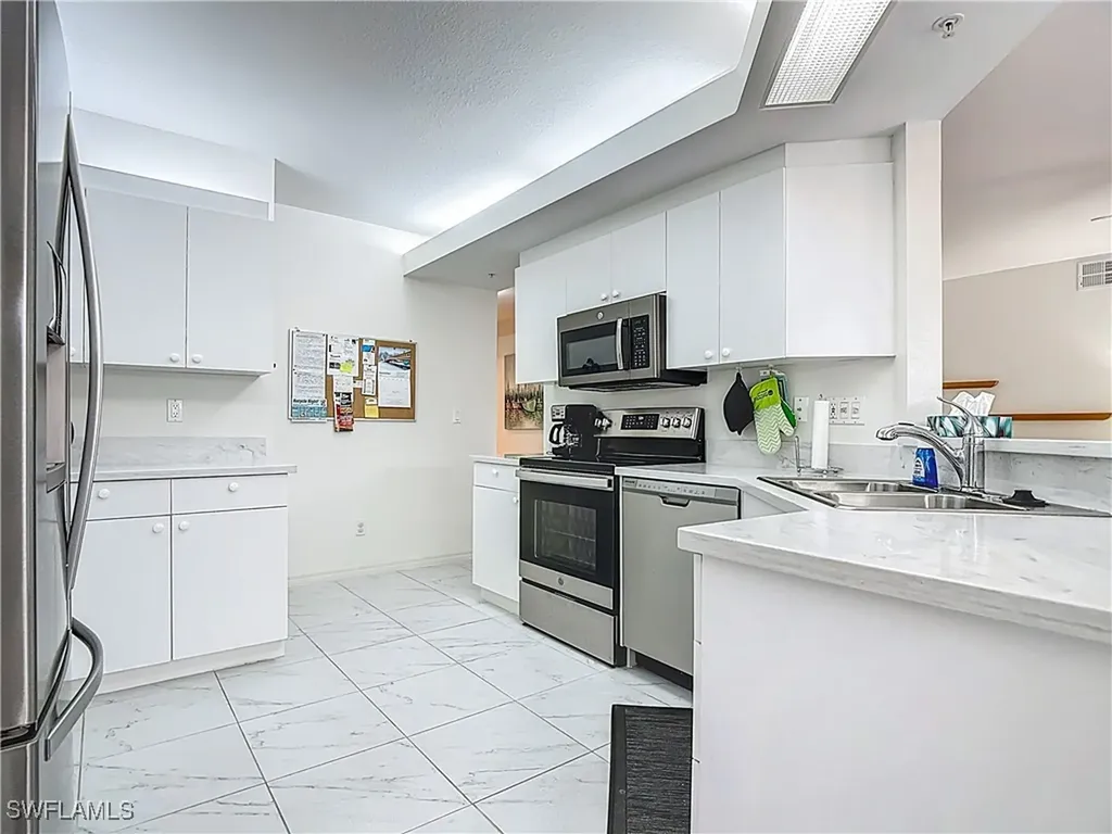 6834 Lantana Bridge Road Naples FL 34109