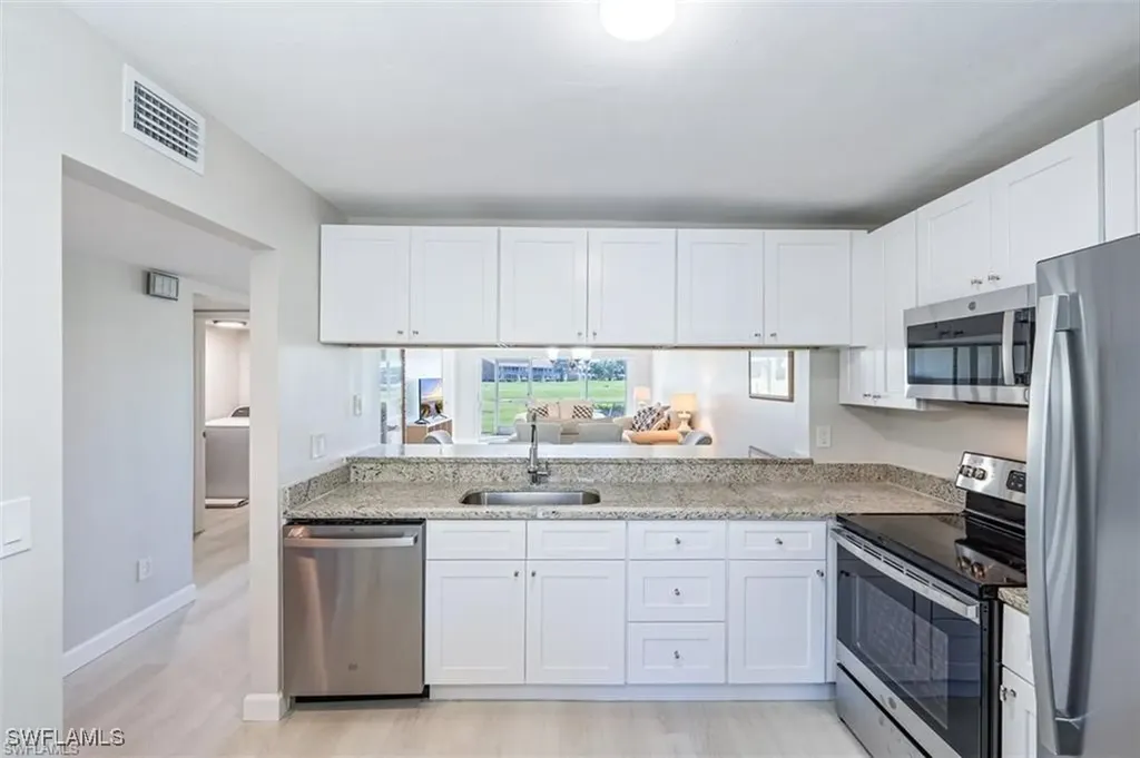 3655 Amberly Circle Naples FL 34112