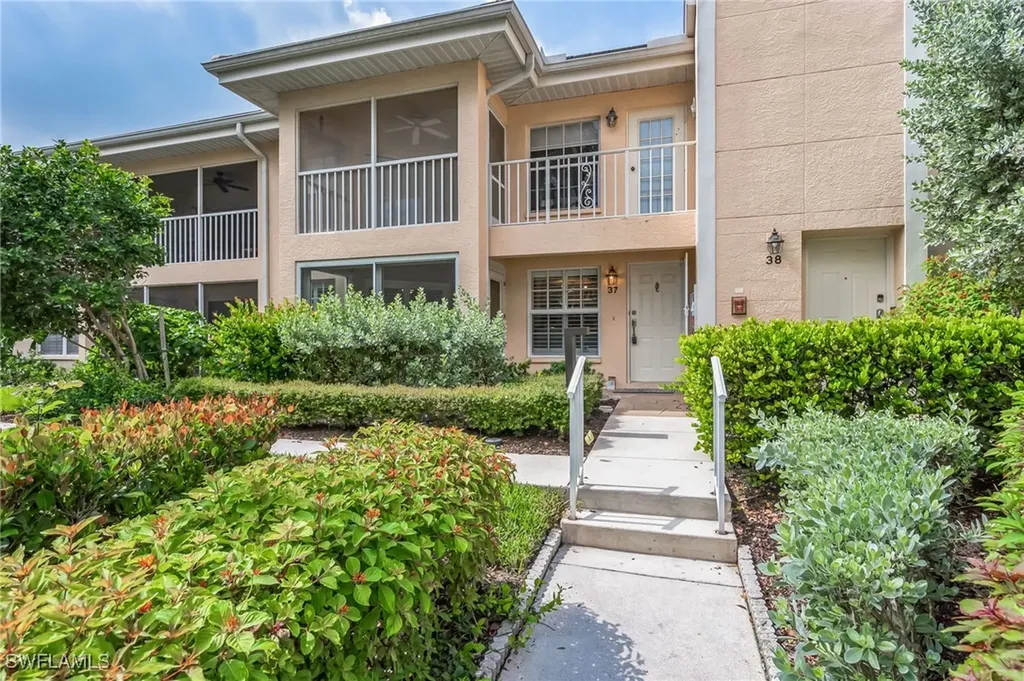 5633 Turtle Bay Drive Naples FL 34108